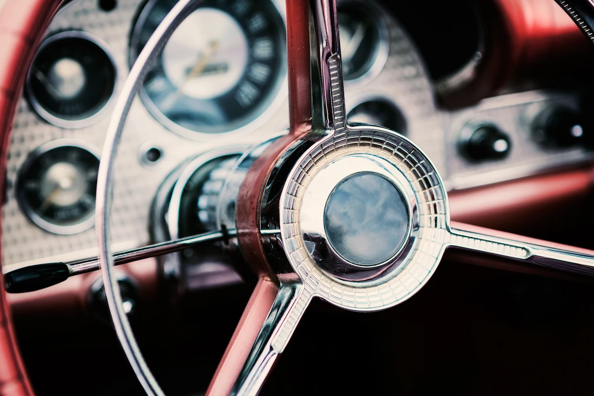 volant de voiture ancienne
