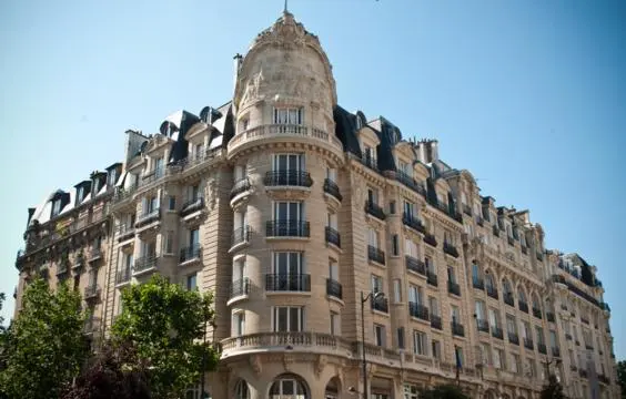 Immeuble haussmanien à Paris